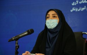 سخنگوی وزارت بهداشت: یک میلیون و ۲۶۰ هزار دوز واکسن آسترازنکا اوایل فروردین ۱۴۰۰ وارد کشور می‌شود/ مقرر شده مراحل کارآزمایی بالینی مرحله سه واکسن ایرانی- کوبایی هم در ایران انجام شود