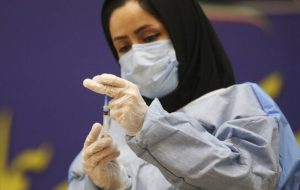 وزارت بهداشت: اطلاع رسانی نوبت واکسن کرونا با ارسال پیامک