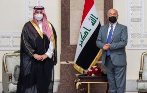 العرب، نزدیک به ریاض: سفر برادر بن سلمان به بغداد، با هدف زمینه چینی برای دور جدیدی از مذاکره با ایران انجام شد/ عربستان می خواهد پیش از آنکه روابط ایران و آمریکا متجول شود، یخ روابطش با تهران را ذوب کند