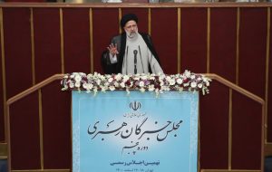 رئیسی: بستر‌های فسادزای صدور مجوز‌ها و امضا‌های طلایی اصلاح شود