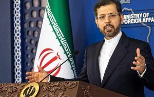 خطیب‌زاده: سفر مورا، گفت‌وگوهای وین را در مسیر درستی قرار می‌دهد/ آمریکا قرار نیست‌ هدیه‌ای به ایران بدهد؛ از جیب ملت ایران چیزهایی برداشته که باید بازگرداند/ سفر بشار اسد چند ماهی بود که در حال تنظیم بود/ سفر امیر قطر به تهران بزودی انجام می‌شود