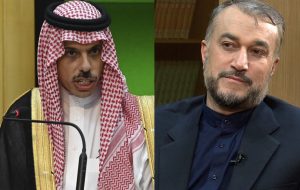 روزنامه الجریده کویت به نقل از منابع خود خبر داد: برگزاری احتمالی دیدار بین وزرای خارجه ایران و عربستان، دو هفته بعد از عید فطر