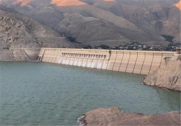 مدیرعامل آب منطقه ای ایلام خبر داد: ۴۲ درصد مخازن سدهای استان ایلام پر است