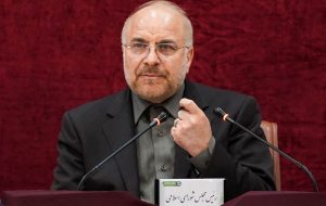 قالیباف: پشتکار انقلابی در شرایطی که هر سه قوه هماهنگی و همکاری دارند، باعث ایجاد امید در مردم شده/ باید از این فرصت استفاده کرد تا دشمن به هدف خود یعنی مشروعیت زدایی، بن بست نمایی و ناامید کردن مردم و مسئولان نرسد/ صنایع دفاعی توانسته تفاوت خود با بخش‌های دیگر را که دچار وادادگی شده اند، نشان دهد