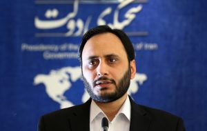 سخنگوی دولت درباره سرنوشت اینستاگرام و واتساپ: با استانداردهای دوگانه مواجه هستیم/ اینستاگرام تصویر سردار سلیمانی را حذف میکند، اما تصاویر آموزش خشونت، تروریسم و سوءاستفاده از کودکان را منتشر میکند/ کارگروه تشکیل شده تا اقدامات خلاف قانون و آشوب آفرینیهای پلتفرمها باعث نشود که به کسب و کارها ضرر وارد شود سخنگوی دولت درباره سرنوشت اینستاگرام و واتساپ: با استانداردهای دوگانه مواجه هستیم/ اینستاگرام تصویر سردار سلیمانی را حذف میکند، اما تصاویر آموزش خشونت، تروریسم و سوءاستفاده از کودکان را منتشر میکند/ کارگروه تشکیل شده تا اقدامات خلاف قانون و آشوب آفرینیهای پلتفرمها باعث نشود که به کسب و کارها ضرر وارد شود