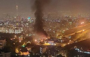 عضو کمیسیون امنیت ملی: در حادثه زندان اوین، مهدی هاشمی در همان سلولی بود که آتش سوزی در آن صورت گرفت اما روز قبل از واقعه مرخصی گرفته بود/ حادثه منشا بیرونی نداشت/ جمع‌بندی نمایندگان این است که مقصر اصلی، تعدادی از زندانیان بودند؛ آنها با تمارض یکی از بیماران و ایجاد درگیری ساختگی در بند ۷، آشوب و اغتشاش ایجاد کردند/ هیچ قصوری انجام نشده/ مقداری ضعف در حفاظت فیزیکی بوده