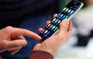 نماینده مجلس: فیلترینگ واتس‌اپ و اینستاگرام فعلاً ادامه دارد