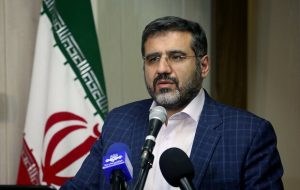 وزیر ارشاد: تعداد خبرنگاران بازداشتی زیاد نیست/ اگر مواردی باشد که فقط اطلاع‌رسانی باشد، قطعا دچار محدودیت نخواهند شد