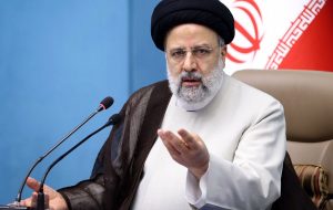 رئیسی: میخواستند نسخههای کشورهای دیگر را برای ایران اجرا کنند، غافل از اینکه مردم ایران شباهتی به دیگر کشورها ندارند/ آمریکا و متحدانش بدانند که سیلی محکمی خواهند خورد/ آنچه میتواند ما را حفظ کند همانی است که امام راحل فرمود؛ پشتیبان ولایت باشید تا به کشور آسیبی نرسد رئیسی: میخواستند نسخههای کشورهای دیگر را برای ایران اجرا کنند، غافل از اینکه مردم ایران شباهتی به دیگر کشورها ندارند/ آمریکا و متحدانش بدانند که سیلی محکمی خواهند خورد/ آنچه میتواند ما را حفظ کند همانی است که امام راحل فرمود؛ پشتیبان ولایت باشید تا به کشور آسیبی نرسد
