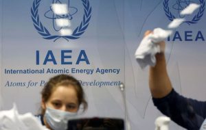 پولیتیکو: هیچ پیشرفتی در سفر تیم آژانس به ایران حاصل نشد/ احتمال سفر مدیرکل آژانس به تهران در اوایل ژانویه پولیتیکو: هیچ پیشرفتی در سفر تیم آژانس به ایران حاصل نشد/ احتمال سفر مدیرکل آژانس به تهران در اوایل ژانویه