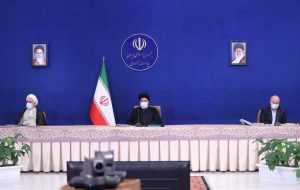مصوبه شورای هماهنگی اقتصادی سران قوا برای تشکیل هیاتی ۷ نفره جهت واگذاری اموال دولت / تعیین قیمت پایه یا نهایی واگذاری دارایی‌ها هم با این هیات است/ قوانین مغایر با مصوبات هیات به مدت دو سال موقوف الاجرا خواهد بود/ اعضای هیات نسبت به تصمیمات خود از هر گونه تعقیب و پیگرد قضایی مصون هستند