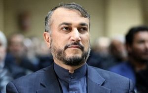 در گفتگو با وزیر خارجه پاکستان؛ امیرعبداللهیان: لابی صهیونیستی در ورای اقدام نشریه فرانسوی در توهین به مرجعیت دینی قرار دارد/ کشورهای اسلامی نباید اجازه دهند برخی کشورهای غربی به اسم آزادی، توهین به مقدسات را در دستور کار خود قرار دهند