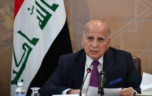 وزیر خارجه عراق: از تنش‌ها بین آمریکا و ایران آگاه هستیم، اما با هر دو روابطی بسیار قوی داریم/ گاهی اوقات هر دوی آن‌ها را به ادامه گفتگو و ادامه مذاکره تشویق می‌کنیم/ امیدوارم یک بار دیگر مذاکرات را در وین آغاز کنند/ شرکت‌های چینی در داخل عراق بسیار فعال هستند