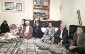 نماینده ولی فقیه در استان و امام جمعه ایلام تاکید کرد: افراد طالب شهادت به دنبال نام و نشان دنیوی نبودند نماینده ولی فقیه در استان و امام جمعه ایلام تاکید کرد: افراد طالب شهادت به دنبال نام و نشان دنیوی نبودند