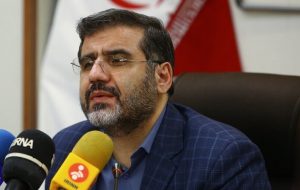 وزیر ارشاد: برای آنها که اظهار پشیمانی کرده اند فضای کار را فراهم میکنیم/ آنهایی که همچنان سر ناسازگاری با آرمانها را دارند، قصهشان متفاوت است وزیر ارشاد: برای آنها که اظهار پشیمانی کرده اند فضای کار را فراهم میکنیم/ آنهایی که همچنان سر ناسازگاری با آرمانها را دارند، قصهشان متفاوت است