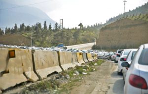 مدیرکل راهداری و حمل و نقل جاده ای ایلام: پایان سفرهای نوروزی در ایلام با افزایش ۶۰ درصدی مسافران مدیرکل راهداری و حمل و نقل جاده ای ایلام: پایان سفرهای نوروزی در ایلام با افزایش ۶۰ درصدی مسافران