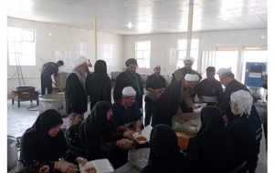 مدیرکل اوقاف و امور خیریه ایلام از توزیع روزانه ۱۲ هزار پرس غذا در موکبهای اوقاف خبر داد مدیرکل اوقاف و امور خیریه ایلام از توزیع روزانه ۱۲ هزار پرس غذا در موکبهای اوقاف خبر داد