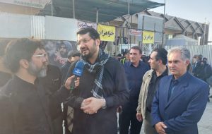 وزیر راه و شهرسازی در بازدید از پایانه مرزی مهران تاکید کرد: راههای منتهی به مرز مهران نسبت به سالهای قبل توسعه یافته اند وزیر راه و شهرسازی در بازدید از پایانه مرزی مهران تاکید کرد: راههای منتهی به مرز مهران نسبت به سالهای قبل توسعه یافته اند