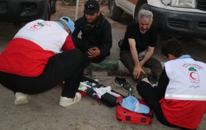 مدیر عامل جمعیت هلال احمر استان ایلام خبر داد: ۲ هزار زائر از خدمات هلال احمر ایلام بهره مند شدند مدیر عامل جمعیت هلال احمر استان ایلام خبر داد: ۲ هزار زائر از خدمات هلال احمر ایلام بهره مند شدند