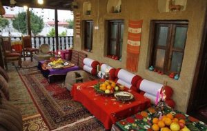 مدیرکل میراثفرهنگی ایلام از صدور مجوز برای ۲ اقامتگاه بومگردی در ایلام خبر داد مدیرکل میراثفرهنگی ایلام از صدور مجوز برای ۲ اقامتگاه بومگردی در ایلام خبر داد