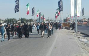 مدیرکل راهداری و حمل و نقل جاده ای از تردد ۱۸ هزار و ۶۱۲ نفر روز گذشته از مرز مهران خبر داد مدیرکل راهداری و حمل و نقل جاده ای از تردد ۱۸ هزار و ۶۱۲ نفر روز گذشته از مرز مهران خبر داد