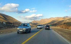 مدیرکل راهداری و حمل و نقل جاده ای ایلام خبر داد: تردد در محورهای مواصلاتی ایلام در ایام نوروز ۴ درصد افزایش یافت مدیرکل راهداری و حمل و نقل جاده ای ایلام خبر داد: تردد در محورهای مواصلاتی ایلام در ایام نوروز ۴ درصد افزایش یافت