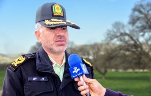 فرمانده انتظامي استان ايلام خبر داد: تردد بيش از 232 هزار زائر از مرز مهران در ايام نوروز فرمانده انتظامي استان ايلام خبر داد: تردد بيش از 232 هزار زائر از مرز مهران در ايام نوروز