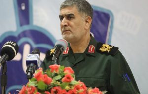 فرمانده سپاه امیرالمومنین (ع) ایلام از اعزام بیش از هزار نفر زائر ایلامی به حرم امام خمینی (ره) خبر داد فرمانده سپاه امیرالمومنین (ع) ایلام از اعزام بیش از هزار نفر زائر ایلامی به حرم امام خمینی (ره) خبر داد