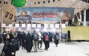 فرماندار مهران خبر داد: انتقال یک هزار و ۵۰۰ خودروی زائران به پارکینگ نیروی انتظامی مهران فرماندار مهران خبر داد: انتقال یک هزار و ۵۰۰ خودروی زائران به پارکینگ نیروی انتظامی مهران