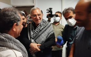 وزیر بهداشت، درمان و آموزش پزشکی خبر داد: تعداد ۱۵۰ آمبولانس در مرز مهران و مسیرهای منتهی به این مرز مستقر شده است وزیر بهداشت، درمان و آموزش پزشکی خبر داد: تعداد ۱۵۰ آمبولانس در مرز مهران و مسیرهای منتهی به این مرز مستقر شده است