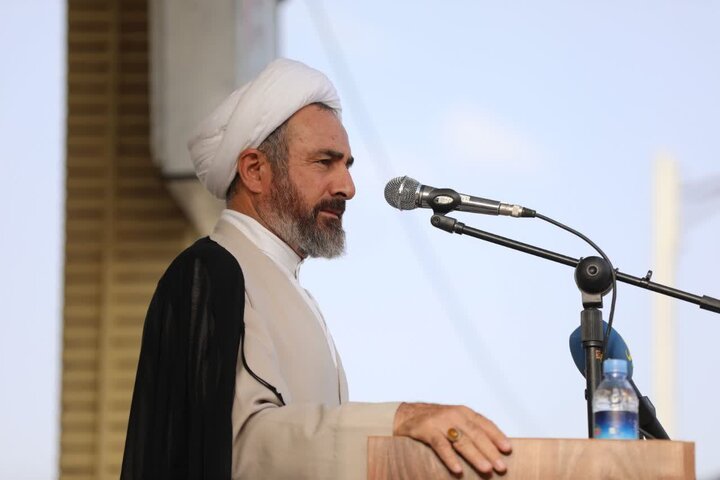 حضور نیروهای مسلح و امنیتی در عرصه دفاع و امنیت کشور، بزرگ‌ترین پشتوانه و مایه آرامش و افتخار ملت است