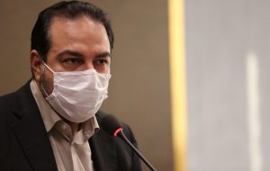 سخنگوی ستاد کرونا: اگر کوواکس سر قولش باشند، باید تا دو هفته آینده ۴.۲ میلیون دوز واکسن آسترازنکا به دست ما برسد