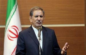 جهانگیری: دیگر امکان برگزاری کلاس‌های متراکم وجود ندارد/ ممکن است برای سال تحصیلی آینده، چند روز در هفته کلاس حضوری و چند روز مجازی برگزار شود
