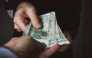 مصوبه کمیسیون تلفیق: افزایش ۲۵ درصدی حقوق کارکنان کشوری و لشکری در سال آینده مصوبه کمیسیون تلفیق: افزایش ۲۵ درصدی حقوق کارکنان کشوری و لشکری در سال آینده