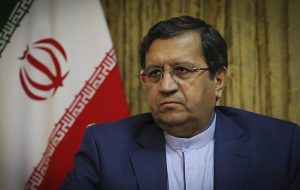 همتی: بازارها به نرخ هدف ۲۲ درصدی تورم واکنش نشان دادند/ نباید تابع نرخ تورم باشیم