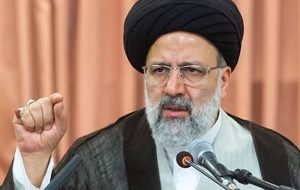 رئیس قوه قضاییه: در قوه قضائیه رشوه‌هایی اخذ شده که بهت آور است؛ از آپارتمان‌های ۶۰۰ متری گرفته تا ویلا‌های ۴ هزارمتری در شمال؛ البته متهمان بازداشت و اموال نامشروع آن‌ها ضبط شده