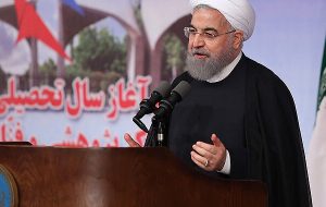 روحانی: در مسائل استراتژيک اگر به نتيجه نرسيديم، بايد همه‌پرسی کنيم؛ نمی‌توانیم که ۴۰ سال با هم دعوا کنيم