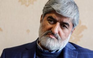 علی مطهری: باید مشخص شود چه کسانی و با چه انگیزه‌ای مانع قرنطینه اولیه قم شدند