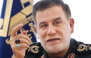 معاون عملیات سپاه: انتقام ترور سردار سلیمانی بسیار سخت و غیرقابل کنترل خواهد بود/ پیشی‌بینی می‌کنم آمریکایی‌ها در پی این انتقام مجبور به ترک منطقه شوند
