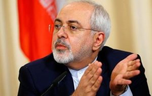 واکنش ظریف به مخالفان اظهاراتش در خصوص پولشویی: برخی دوستان ببر کاغذی می سازند و آن را به خوبی شکار می کنند