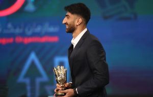 علیرضا بیرانوند: لیگ برتر کنسل می‌شود/ برای لغو ادامه بازی‌ها نقشه کشیده‌اند