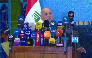 وزیر خارجه عراق: بغداد با واشنگتن برای خروج ۵۰۰ سرباز آمریکایی از عراق توافق کردند