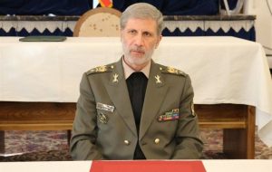وزیر دفاع: قراردادهایی در حوزه صادرات تسلیحات با دیگر کشورها منعقد شد/ همکاریهای تسلیحاتی ایران با کشورهای مختلف در حال پیگیری است وزیر دفاع: قراردادهایی در حوزه صادرات تسلیحات با دیگر کشورها منعقد شد/ همکاریهای تسلیحاتی ایران با کشورهای مختلف در حال پیگیری است